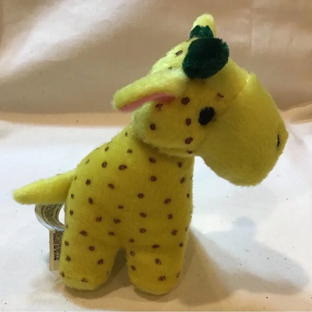 Squeaker Pet Toys, Plush Giraffe and Squirrel